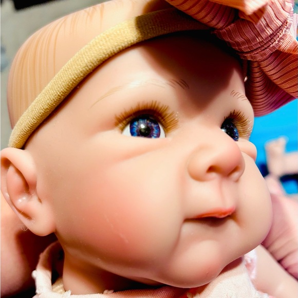 BRAND NEW 18 Inch ‘Reborn’ Baby doll - Picture 7 of 11